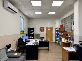 Na predaj výrobno skladový areál výmera 1170 m2 -  Pribeta - 17