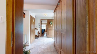 EXKLUZÍVNE V RK CASMAR – Na predaj veľmi pekný rodinný dom v - 17