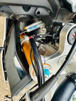 Aprilia Tuono V4 1100 Factory 2016 - 17