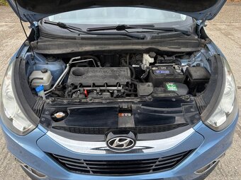 Hyundai ix35 2.0i 4x4 - 17