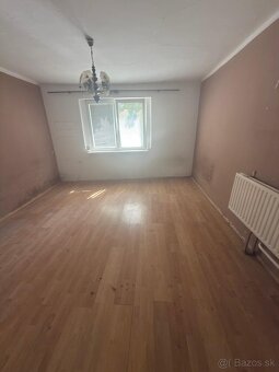 Na predaj – rodinný dom s veľkým pozemkom v Tešedíkove - 17