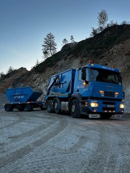 IVECO Stralis 26.400 / ramenový nosič kontajnerov - 17