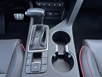 Kia SPORTAGE 1,6T-GDi 130kW AT7 4x4 GT-LINE - 17