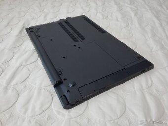 Lenovo. Intel i3. SSD 256 GB. RAM 16 GB. 15,6 FHD. - 17