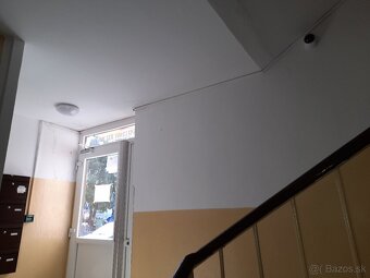 Rezervovaný kompletne zrekonštruovaný 4-izbový byt - 17