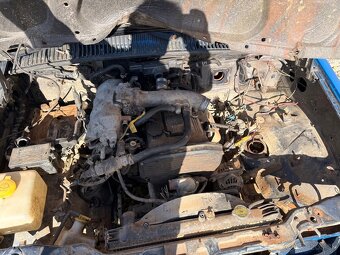 Rozpredam Kia Sportage 2,0 16v - 17