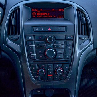 Opel Astra Sedan 1.6 CDTI 100 kw - 17