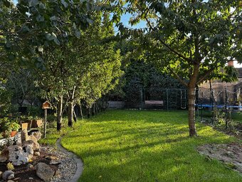 NA PREDAJ: 3-izbový byt s terasou, záhradou a garážou - 17