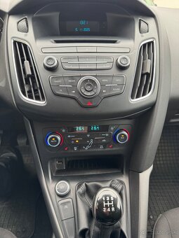 Ford Focus Kombi 1.0 EcoBoost - 17