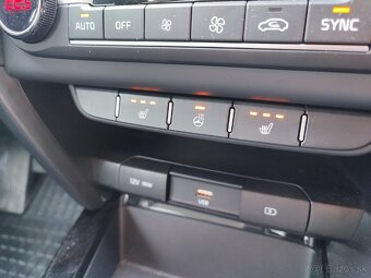 Predám Kia ceed SW 1.5tgdi - 17