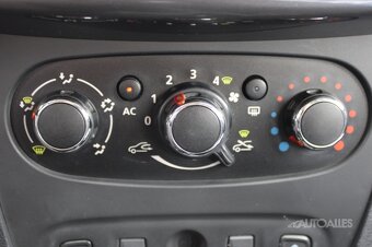 Dacia Logan MCV 1,2 i 55 kW - 17