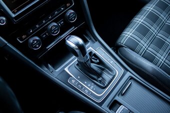 Volkswagen Golf Variant 2.0TDI GTD DSG - 17