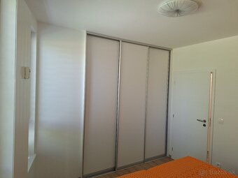 Prenajmem 2 izbový byt v Trnave ulica Včelarska projekt prúd - 17