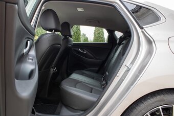 Hyundai i30 Fastback 1.4 T-GDi Style - 17