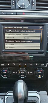 VW Passat 2.0 TDI 110 Highline DSG - 17