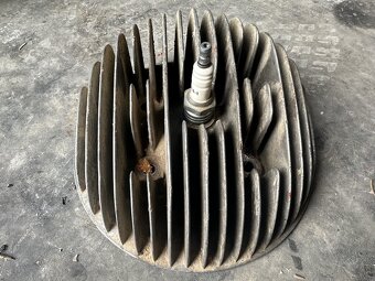 Predám DIELY motora ČZ 250/455 - 17