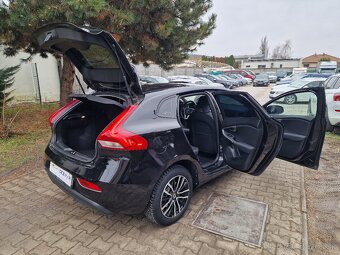 Volvo V40 D2 2.0L 120k Geartronic Momentum (diesel) - 17