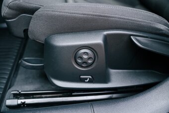 Audi A5 Sportback 40 2.0 TDI Advanced S tronic - 17