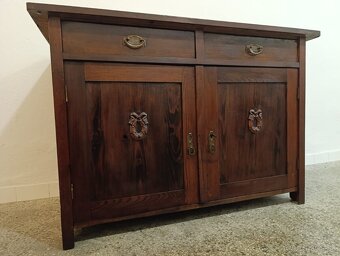 Starožitná komoda, nábytek z masívu, Nábytek s příběhem - 17