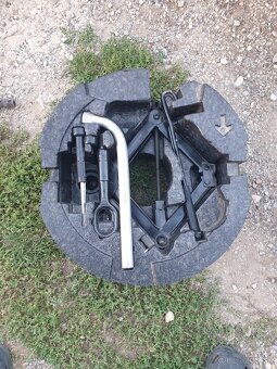 Rozpredam Golf 4 1,6 benzin 74kw - 17