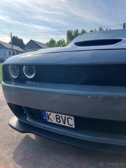 Dodge Challenger 5,7 HEMI — rok 2017 — 276 kW — manuál - 17