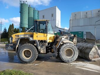 KOMATSU WA 200-6 - 17