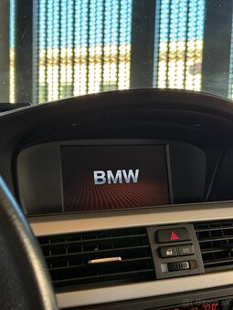 BMW E91 318d - 17