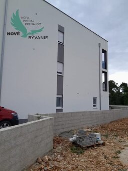 Na predaj apartmán v novostavbe s výhľadom na more - Vir - C - 17