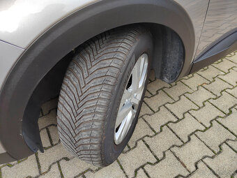 Peugeot 3008 1.5 BlueHDi S S Active E6d-ISC EAT8 - 17