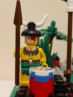 LEGO Pirates 6278 Enchanted Island - 17