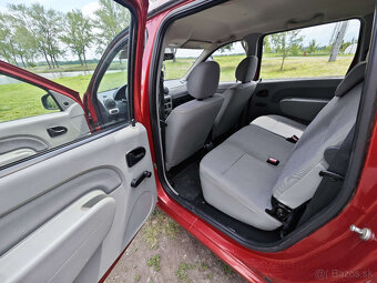 Na predaj Dacia Logan MCV 1.4 benzín - 17