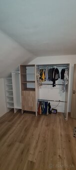 Nábytok na mieru - 17