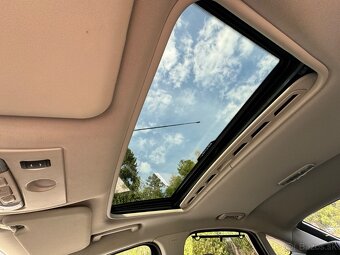 Ford Mondeo 2.0 TDCi DPF Titanium - 17