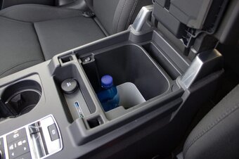 Land Rover Discovery 3.0 SDV6 SE - 17