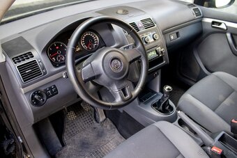 Volkswagen Touran 1.6 TDI BlueMotion Technology Comfortline - 17