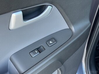 Kia Sportage 1.7 CRDi 2WD Gold 2014 iba 44000km - 17