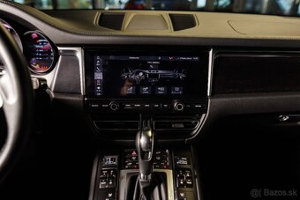 Porsche Macan GTS - 17