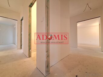 Predám 4izbový bungalov Ruskov,kolaudácia,652m2,Ruskov, len  - 17