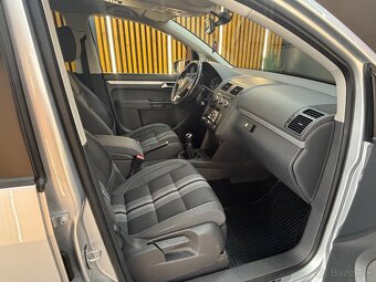 Volkswagen Touran 1.6 TDI MATCH Comfortline - 17
