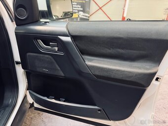 Land Rover Freelander 2 2.2 SD4 HSE A/T - 17