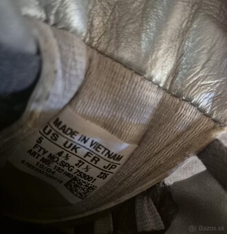 Fotbalové dresy, kopačky, chrániče, štucne - 17