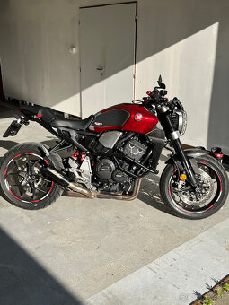 Honda CB1000R - 17