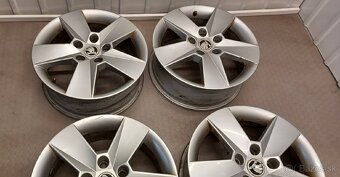 Octavia III Liftback model 2014 - 17