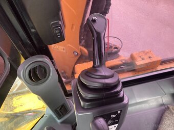 CAT 432F2 Traktorbáger / Rýpadlo 2020 - 17