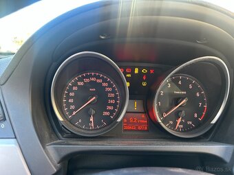 BMW Z4, 2.5i manuál sDrive - 17