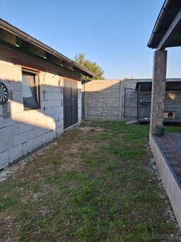 Predám bungalov 130 m2, pozemok 504 m2, obec Hviezdoslavov - 17