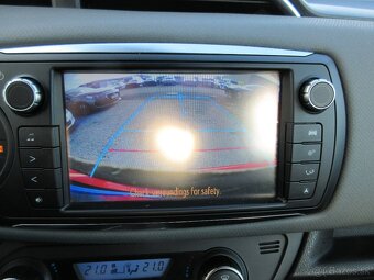 Toyota Yaris 1.5l VVT-i HybridSD Style - 17