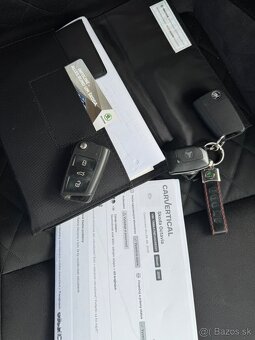 Vymenim Octavia RS 2.0 TDi DSG 4x4 Panorama 2018 - 17