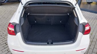 Mercedes-Benz A 180 d hatchback - 17