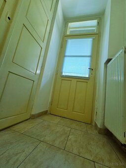 3 izbový POVRAZNÍCKA - 80 m2 , TEHLA , LOGGIA - 17